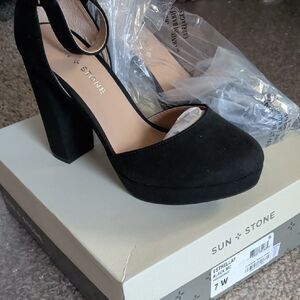 Sun + Stone Women's Black Suede Heels